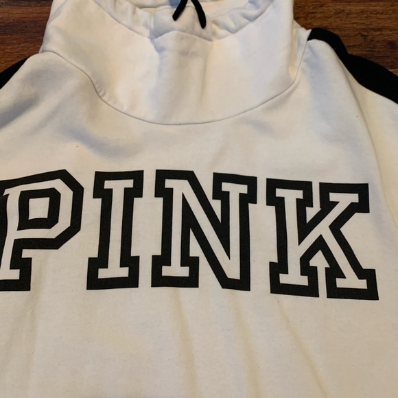 Sweatshirt - Picture 2 of 6